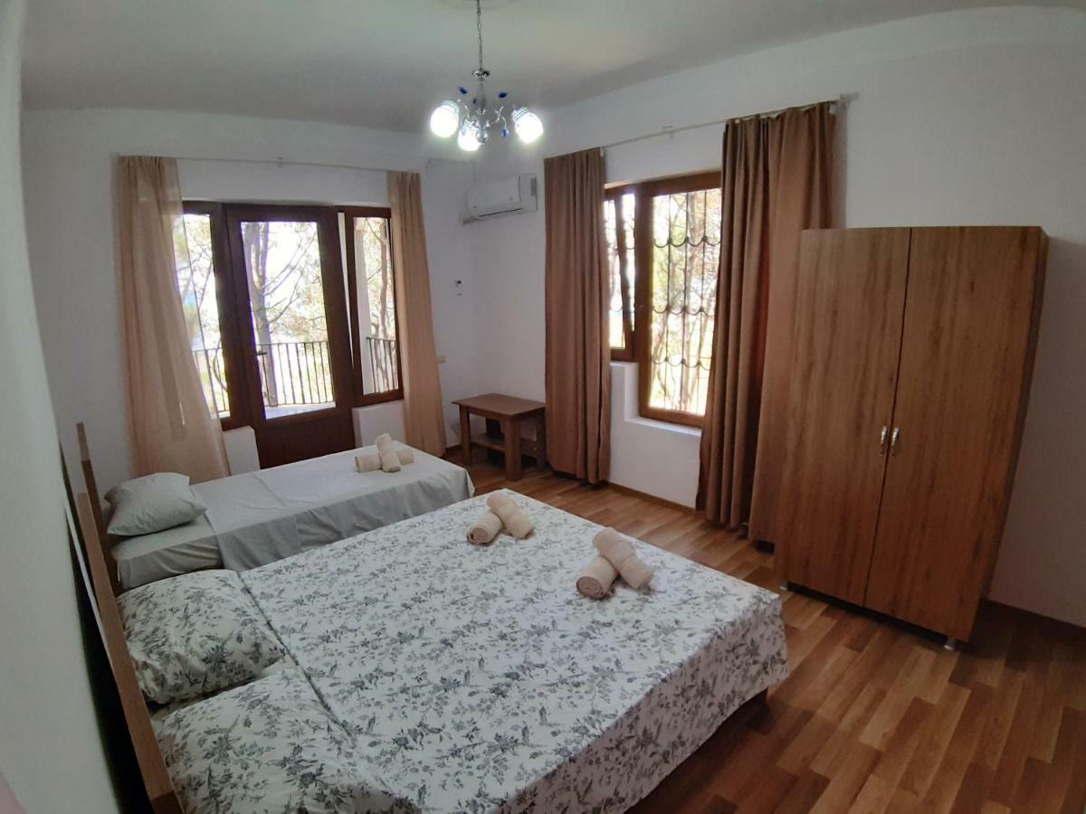 Hotel Niko Sekvetili Kültér fotó