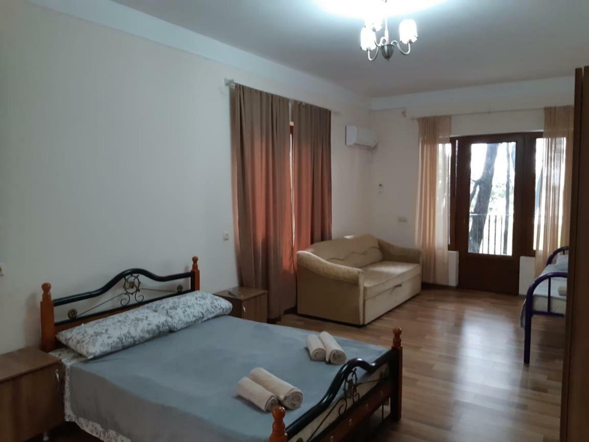 Hotel Niko Sekvetili Kültér fotó
