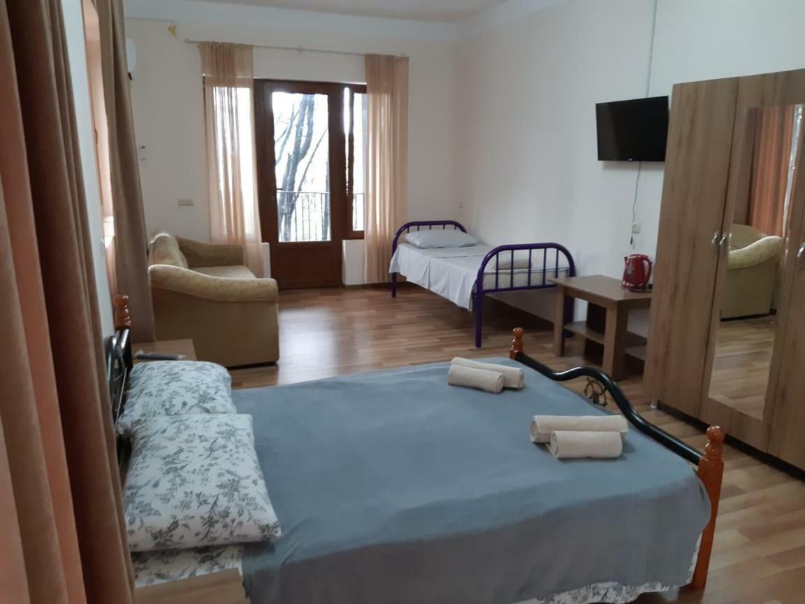 Hotel Niko Sekvetili Kültér fotó