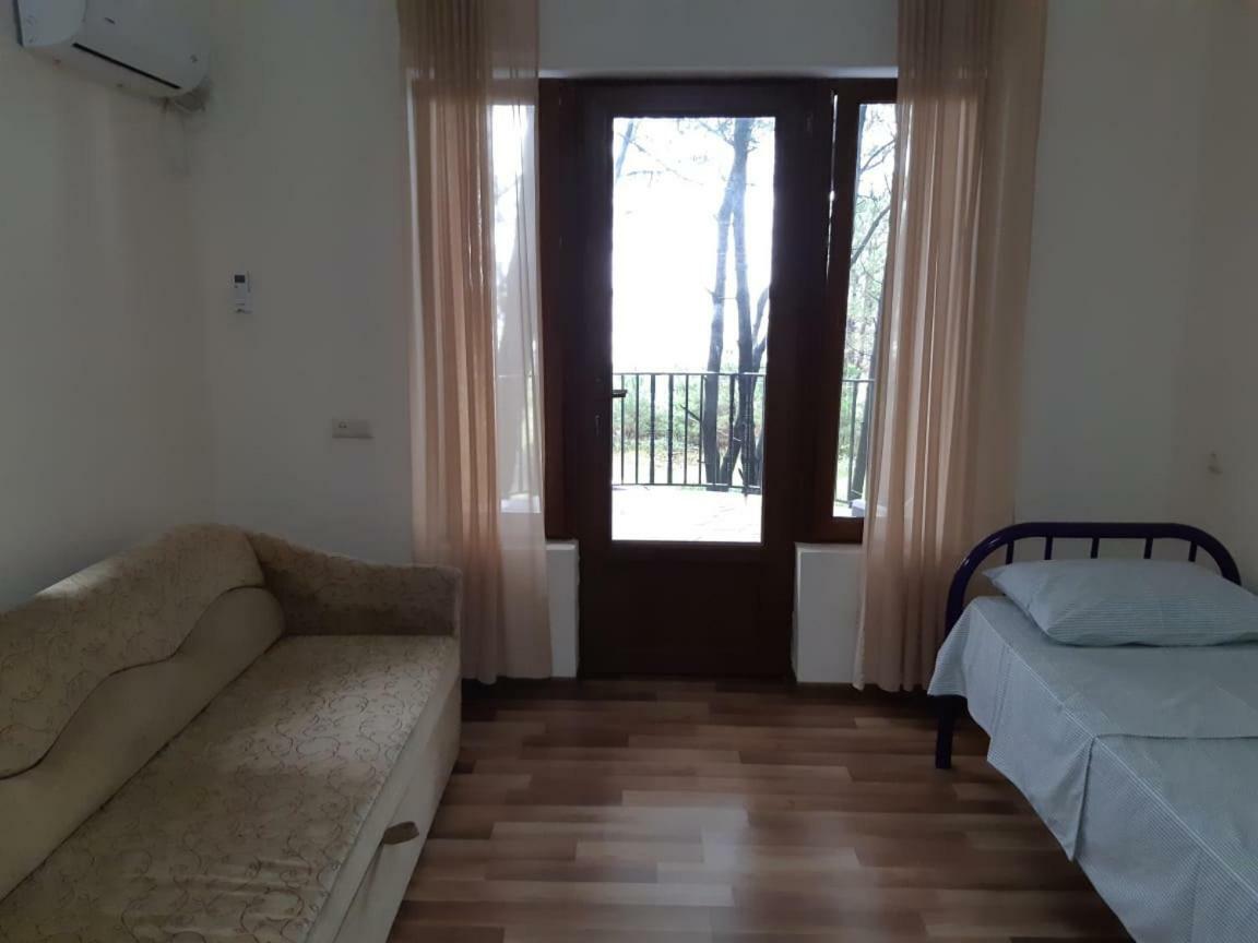 Hotel Niko Sekvetili Kültér fotó